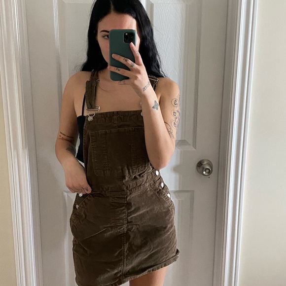 Skirt overalls - Picture 2 of 3